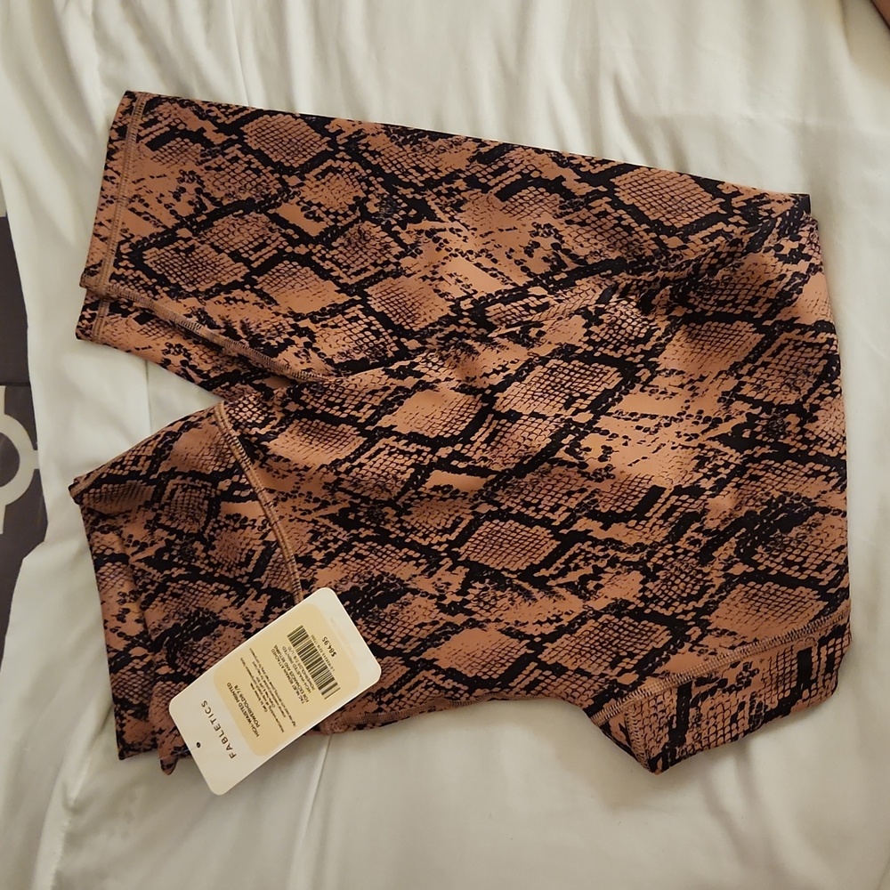 Fabletics Powerhold leggings